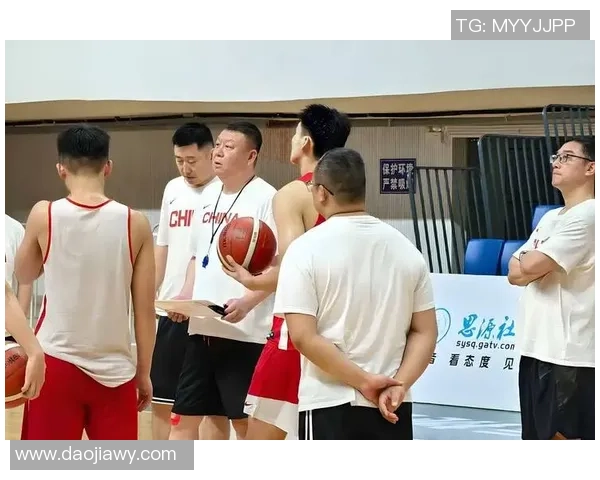 杭州篮球队配合变革引发热议探索新战术与团队协作的未来发展 杭州篮球队配合变革引发热议探索新战术与团队协作的未来发展